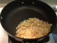 西班牙海鲜饭的做法步骤7