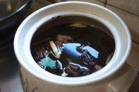 杜仲巴戟排骨汤的做法步骤8