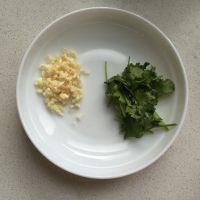 清炒三色萝卜球的做法步骤3