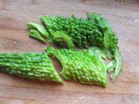 苦瓜炒肉的做法步骤4