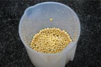 倍浓豆浆的做法步骤2