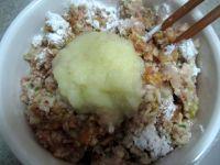 荸荠肉丸的做法步骤6