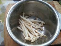 菌菇小炒的做法步骤1