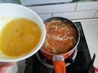 金针菇鸡蛋汤的做法步骤5