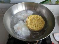 萝卜苗煮方便面的做法步骤4