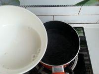 萝卜苗鸡蛋汤的做法步骤3