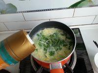 萝卜苗鸡蛋汤的做法步骤7