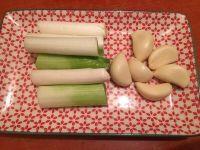 扒茄条的做法步骤2