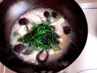 菠菜虾泥豆腐汤的做法步骤8