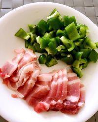 蚬子焖茄子的做法步骤1