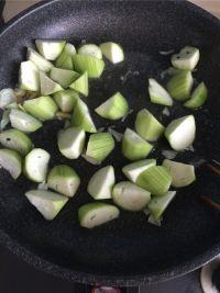 丝瓜炒鸡蛋的做法步骤6