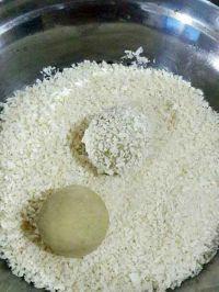 炸土豆丸子的做法步骤4