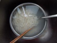 茭白肉丝炒米粉的做法步骤5