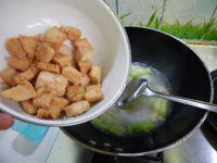 丝瓜烧油豆腐的做法步骤9