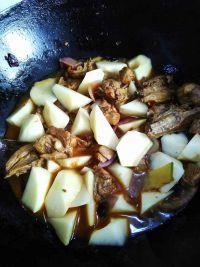 红烧鸭腿炖土豆的做法步骤14