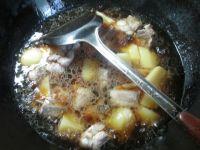 土豆烧排骨的做法步骤8