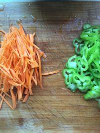 椒麻小炒鸡的做法步骤1