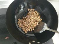 老醋花生的做法步骤2