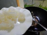 黄瓜炒鱿鱼的做法步骤5