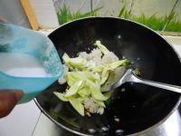 黄瓜炒鱿鱼的做法步骤10