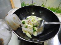 黄瓜炒鱿鱼的做法步骤12