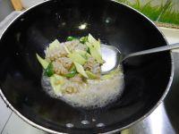 黄瓜炒鱿鱼的做法步骤13