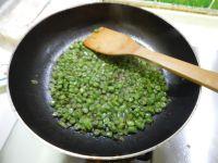 豆角煎鸡蛋的做法步骤13