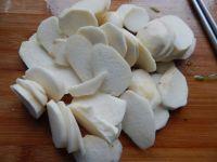 清炒芋头片的做法步骤2