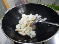 清炒芋头片的做法步骤4