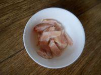 香菇肉丝面的做法步骤2