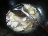 咸肉土豆煮豆腐的做法步骤8