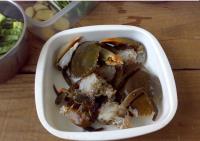 螃蟹煮苦瓜的做法步骤2