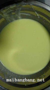 奶酪戚风的做法步骤4