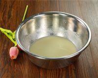 长颈鹿蛋糕卷的做法步骤1