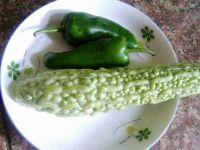 苦瓜炒青椒的做法步骤1