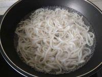 炒乌冬面的做法步骤5