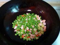 豌豆虾仁的做法步骤5