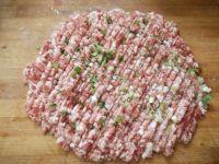 红烧狮子头的做法步骤1