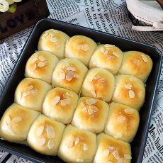 淡奶油杏仁小餐包#妙搭新食尚#