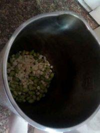 青豆玉米浆的做法步骤2