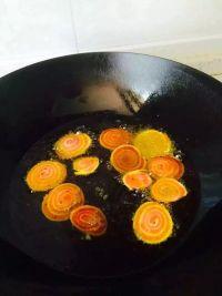 火龙果猫耳朵的做法步骤5