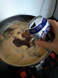 土豆花生烧牛肉的做法步骤6