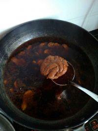 土豆花生烧牛肉的做法步骤7