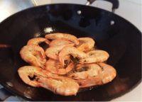 茄汁大虾的做法步骤1