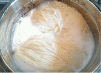 西红柿鸡蛋面的做法步骤4