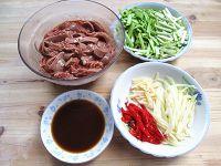 酸辣韭黄腰花的做法步骤3