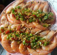 蒜蓉粉丝蒸虾的做法步骤6