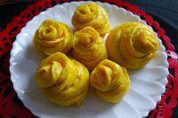 炼乳奶香玫瑰花卷#妙搭新食尚#的做法步骤13