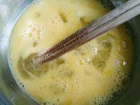 韭菜鸡蛋馅饼的做法步骤3