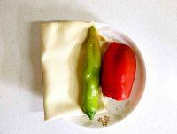 尖椒豆腐皮的做法步骤1